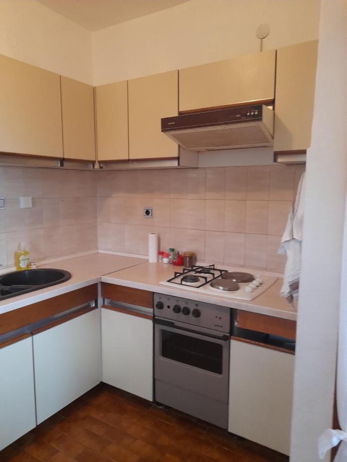 Apartman Natali Apartment Скрадин Екстериор снимка