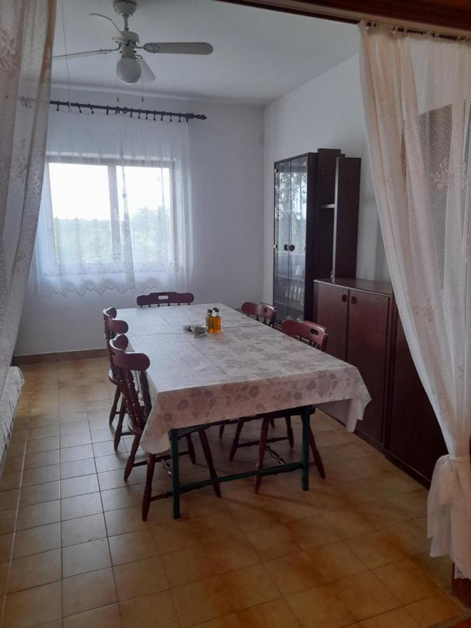 Apartman Natali Apartment Скрадин Екстериор снимка